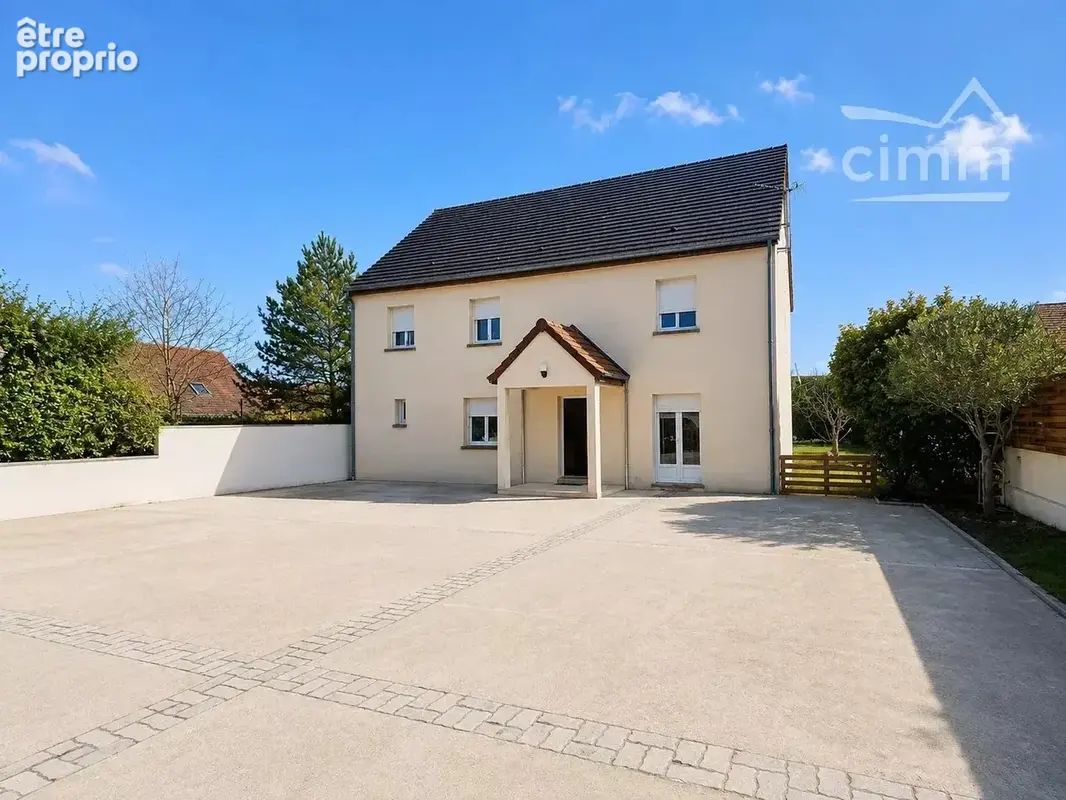 Maison à VINEUIL