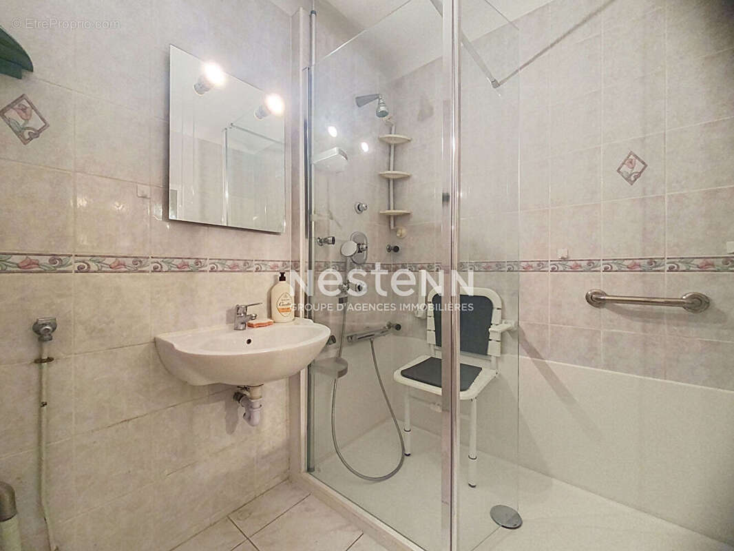 Vallauris - 3p - 60m² - centre ville - cave- travaux - photo 8