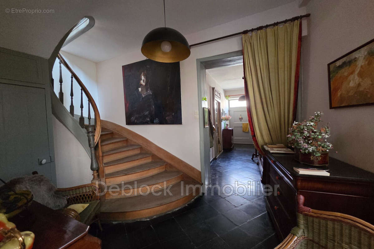 Maison 267 m² à Bergues  - photo 5