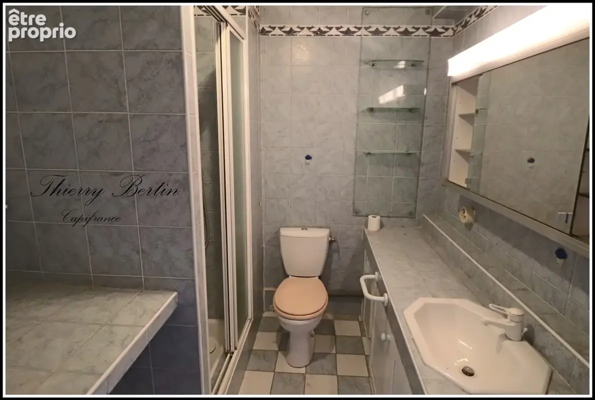 Appartement à vendre 4 pièces SAINT RAPHAEL (83) - photo 9