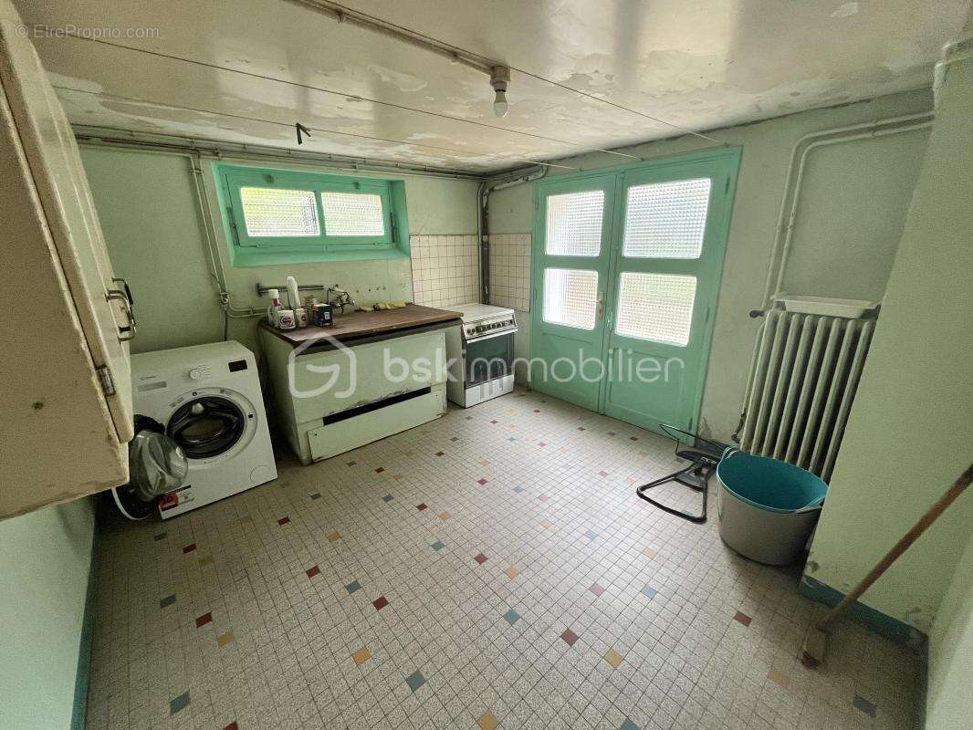 Rare sur le marché : Pavillon de plain-pied sur sous-sol complet avec balcon et vue imprenable sur la Loire - photo 18