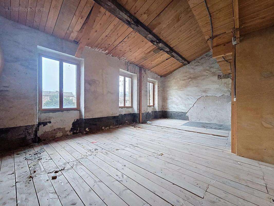 Appartement à BEDARIEUX