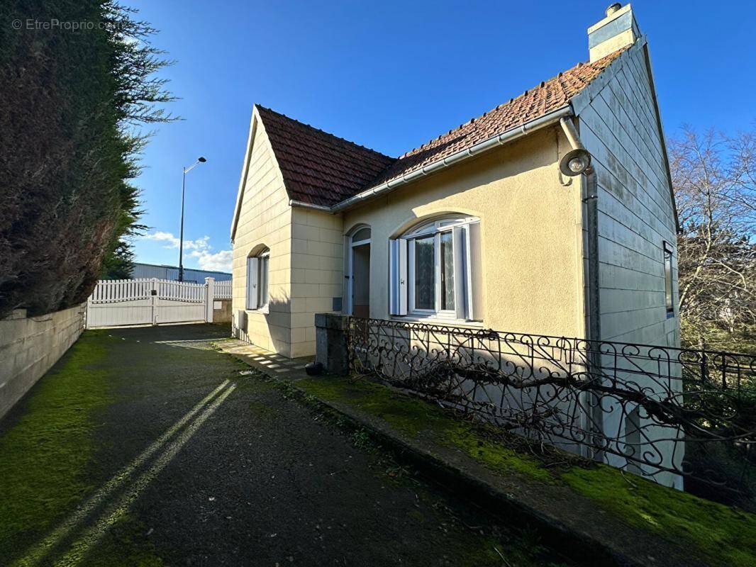 Maison à LANGUEUX