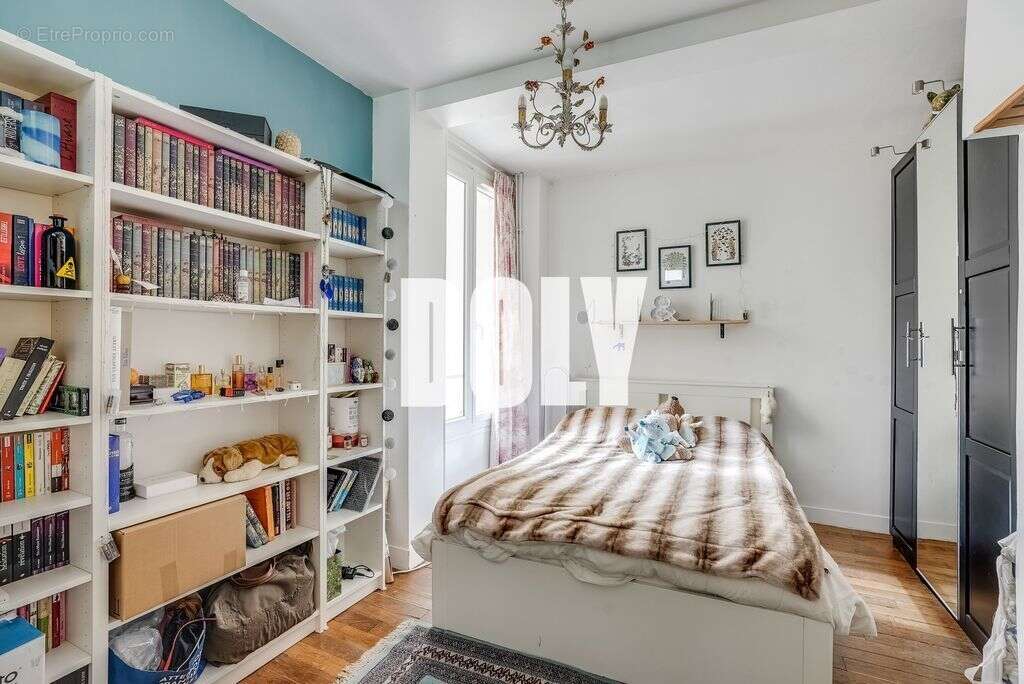 Appartement à LEVALLOIS-PERRET