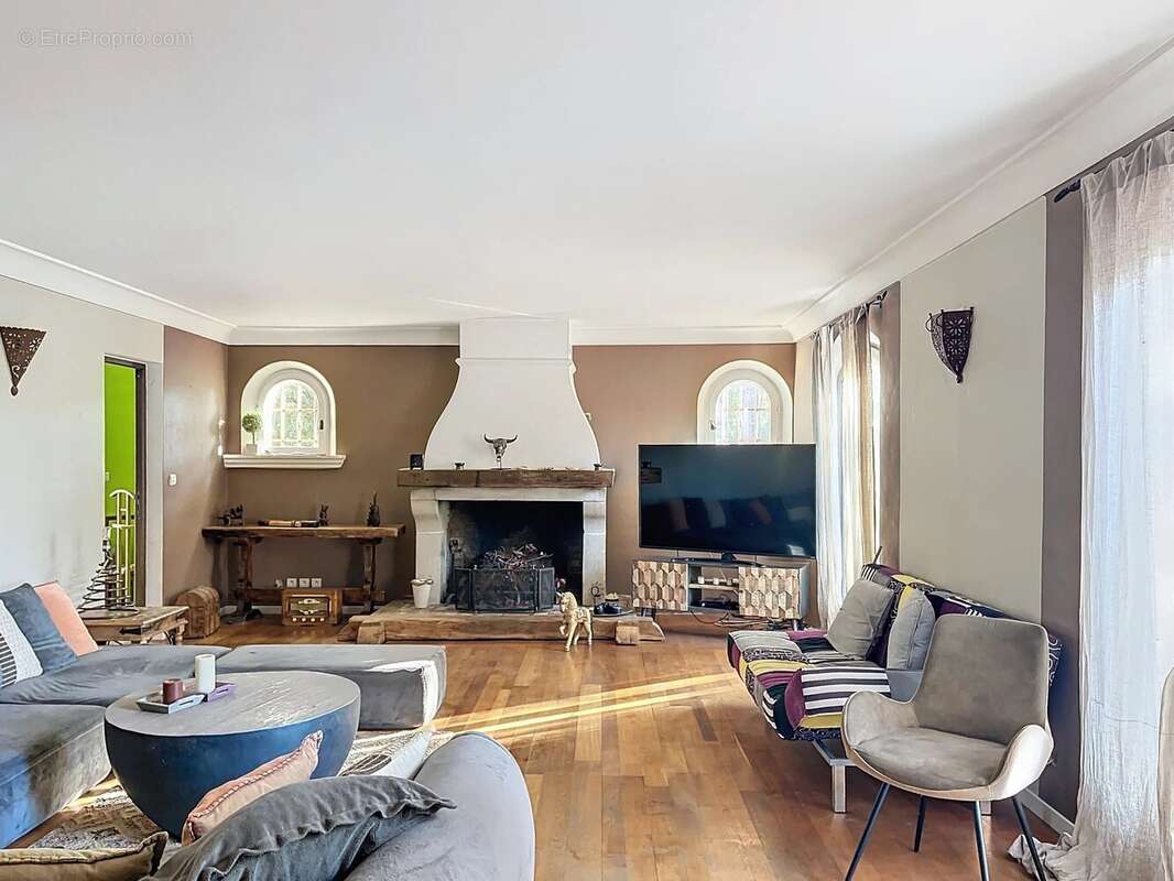 Maison à TRANS-EN-PROVENCE