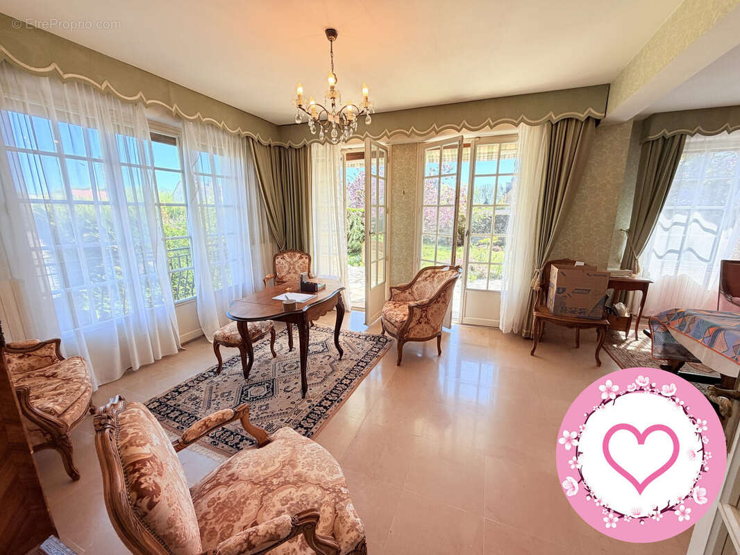 Maison à SULLY-SUR-LOIRE