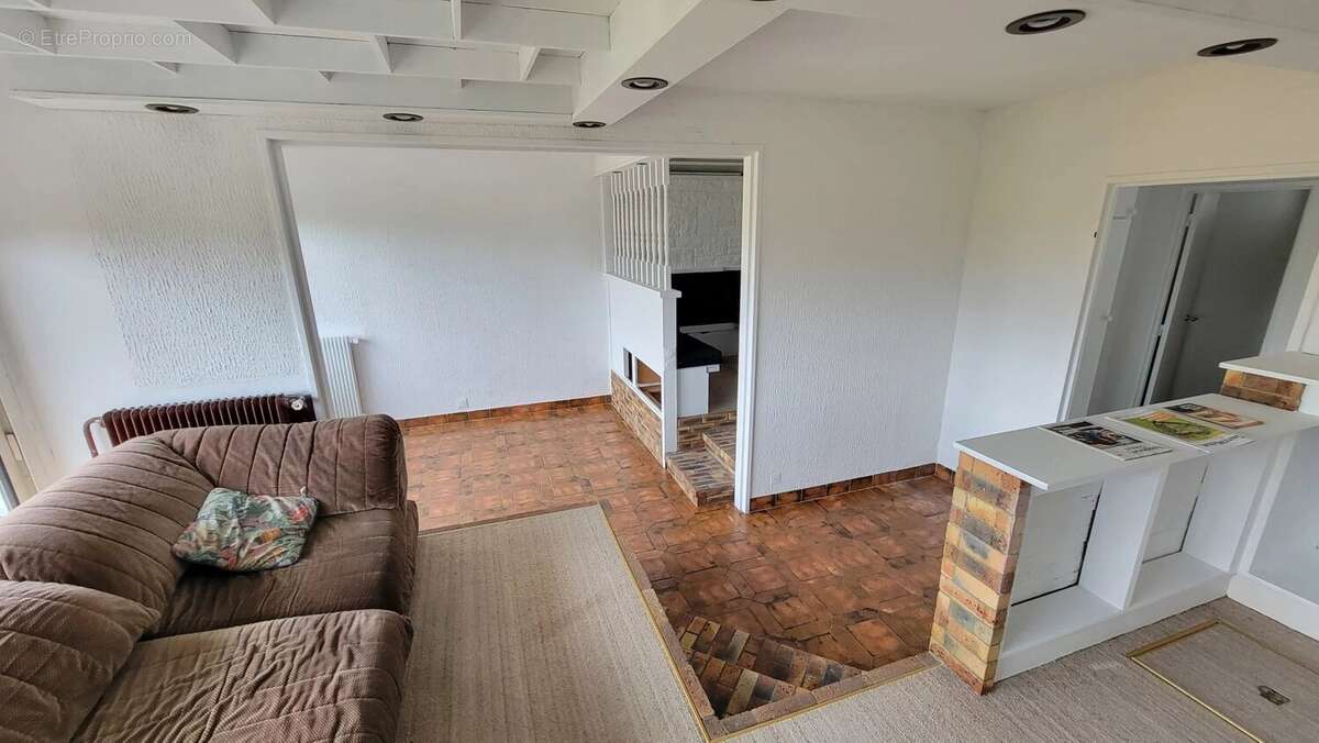 Appartement à SAINT-MICHEL-SUR-ORGE