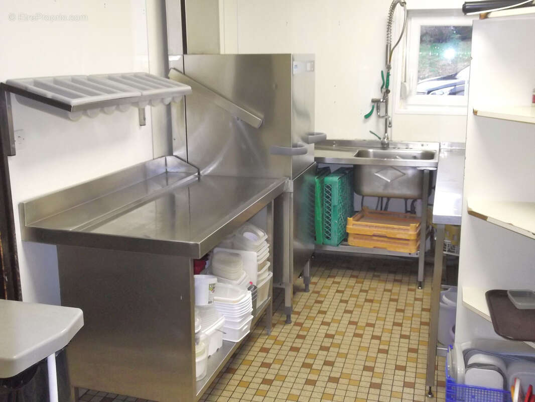 Commerce à AUTECHAUX