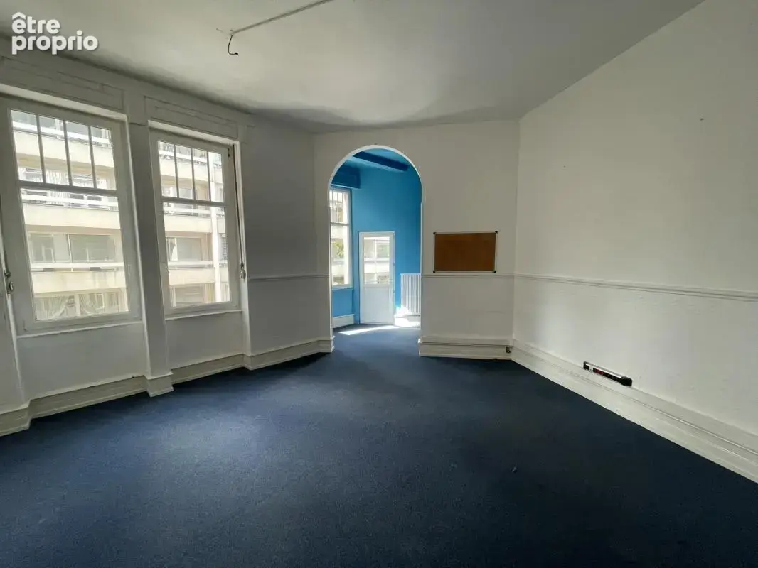 Espace de caractère 123,60m2 Parc du CONTADES - photo 2