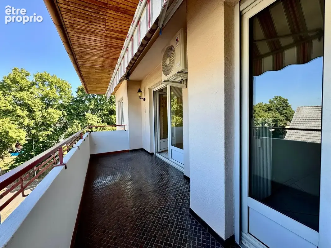 ILLZACH   F4 lumineux avec terrasse, climatisation, garage et parking - photo 5