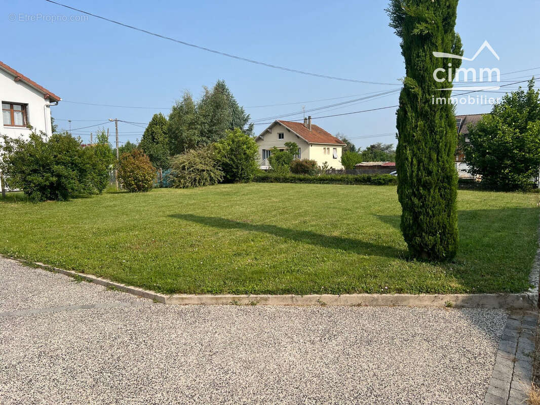 Maison à SAINT-SIMEON-DE-BRESSIEUX