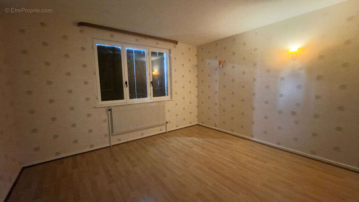 Maison à EVILLERS