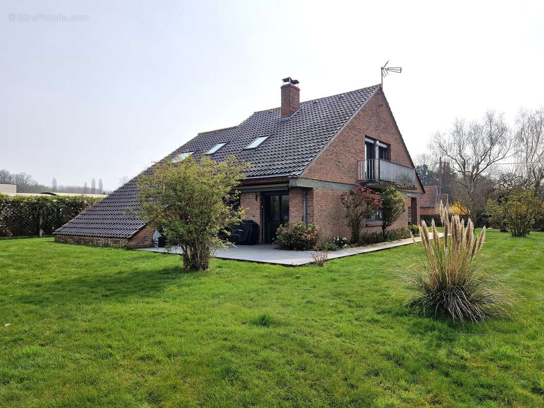Maison à LOUVIL