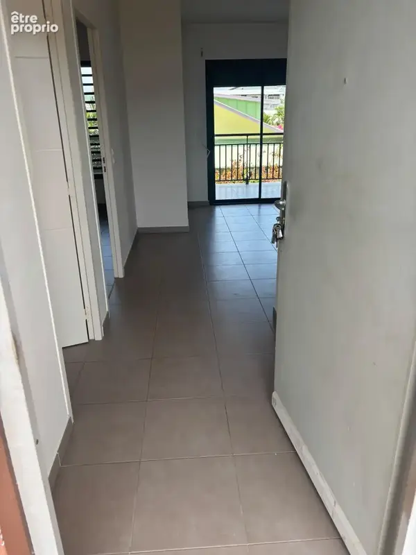 T2 superficie 48 m2 avec terrasse Montabo - photo 2