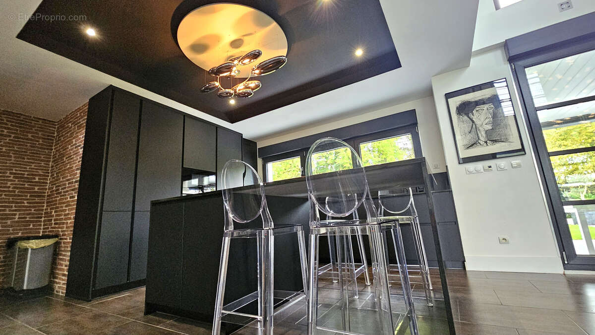 Maison à WARMERIVILLE