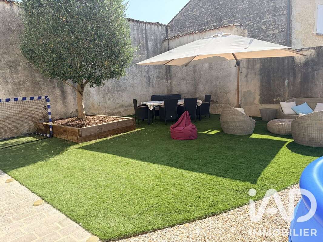 Photo 9 - Maison à HIERSAC