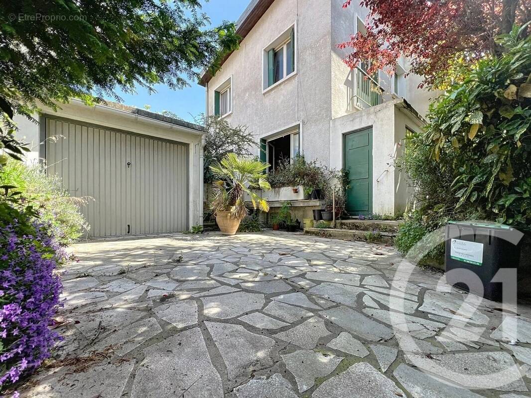 Maison à LE KREMLIN-BICETRE