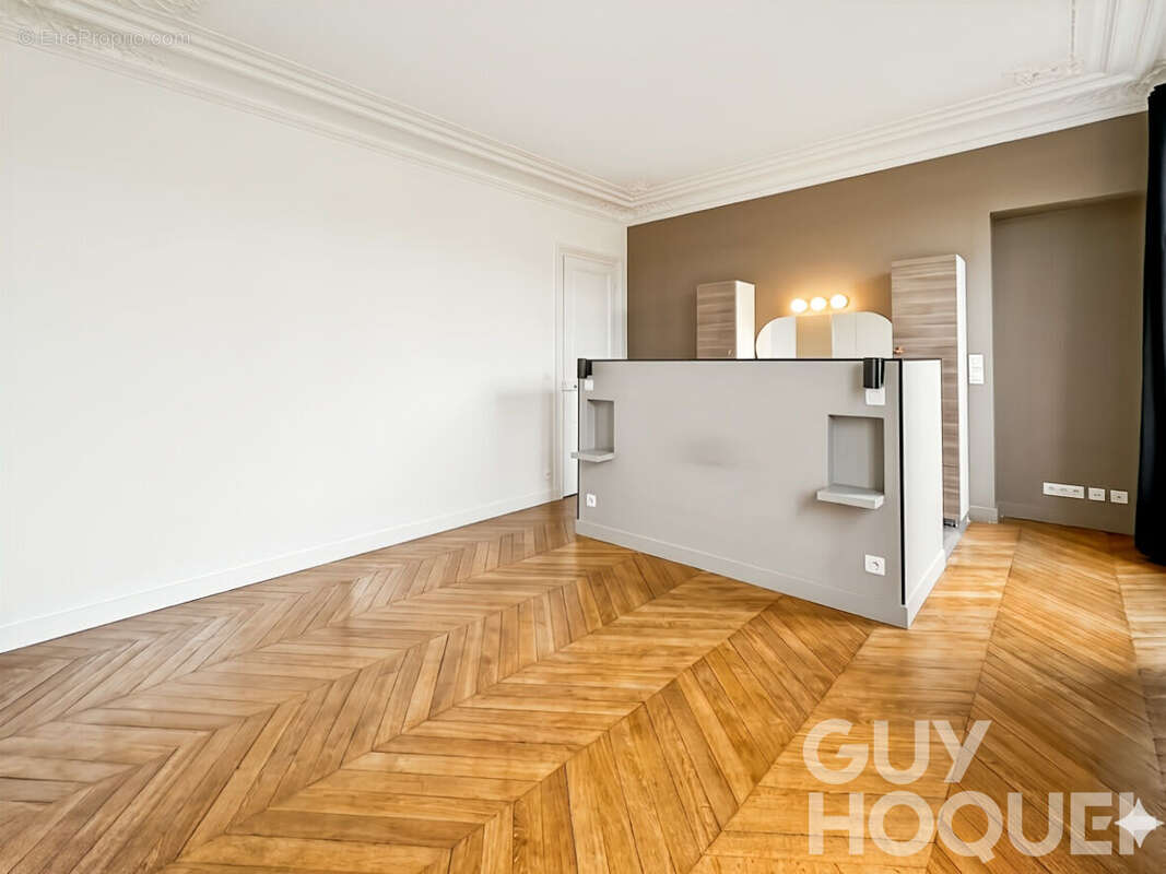Appartement à VERSAILLES
