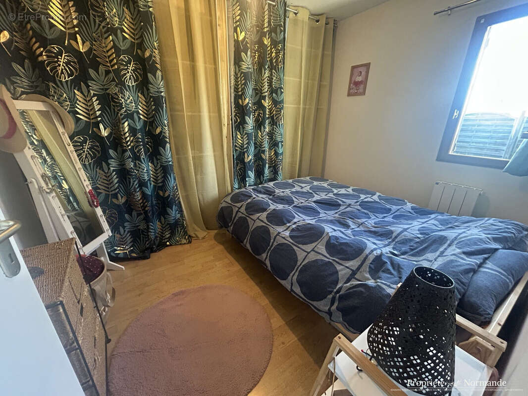 Maison à BOURG-ACHARD