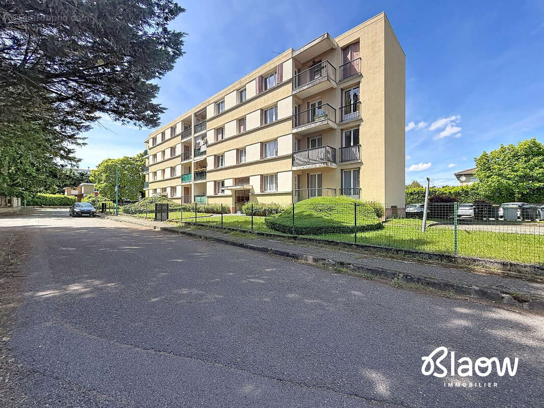 Appartement à PONT-DE-CHERUY