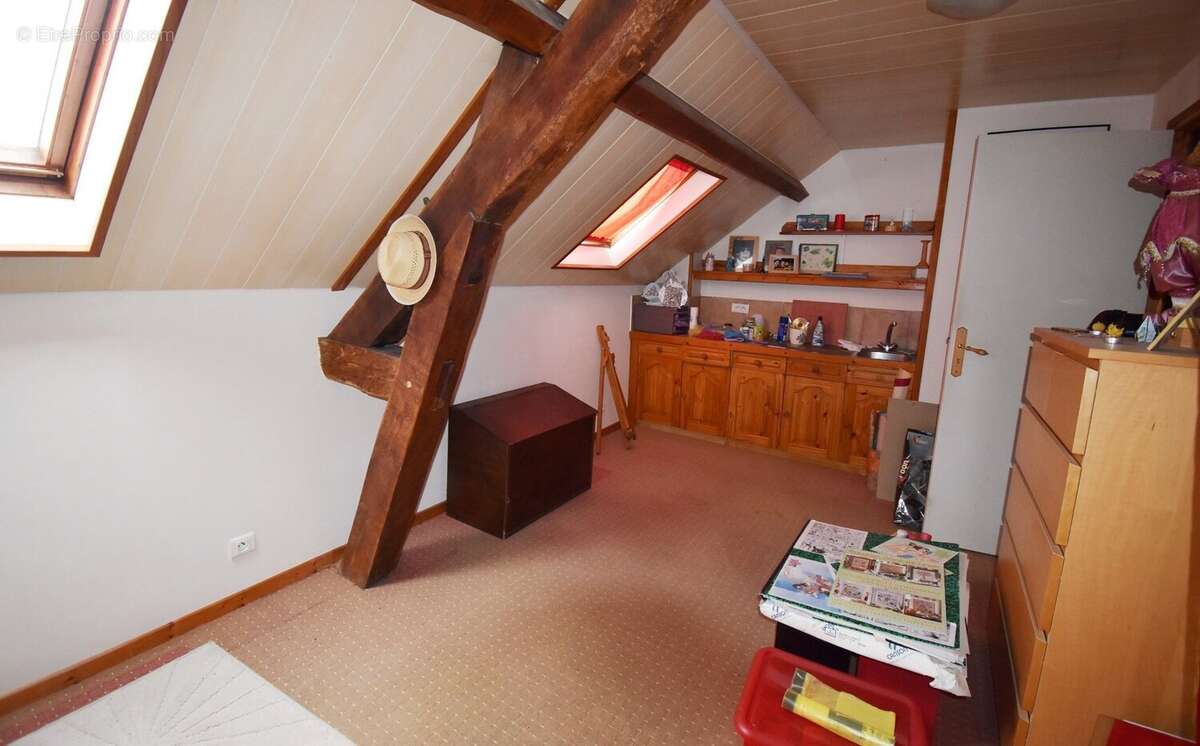 Maison à vendre à Cusset proche centre, avec petit terrain à 40 m. - photo 11
