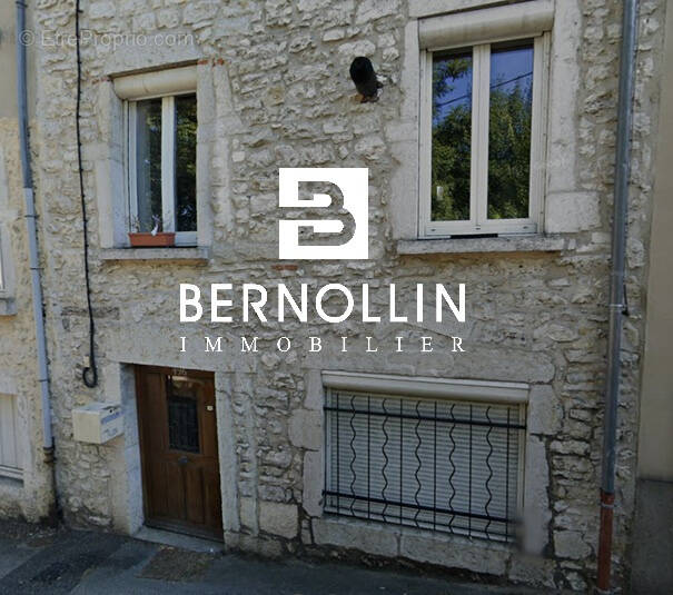 Maison à NEUVILLE-SUR-AIN