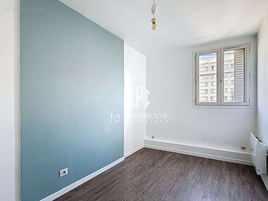Appartement à PARIS-19E