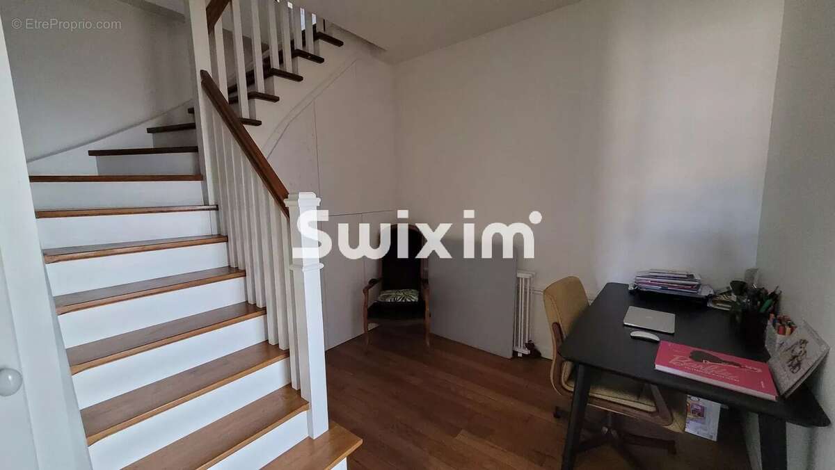 Appartement 112 m² à Lons-Le-Saunier  - photo 9