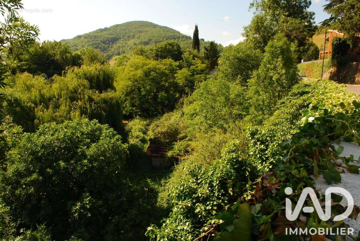 Terrain 1240 m² à Vira  - photo 3
