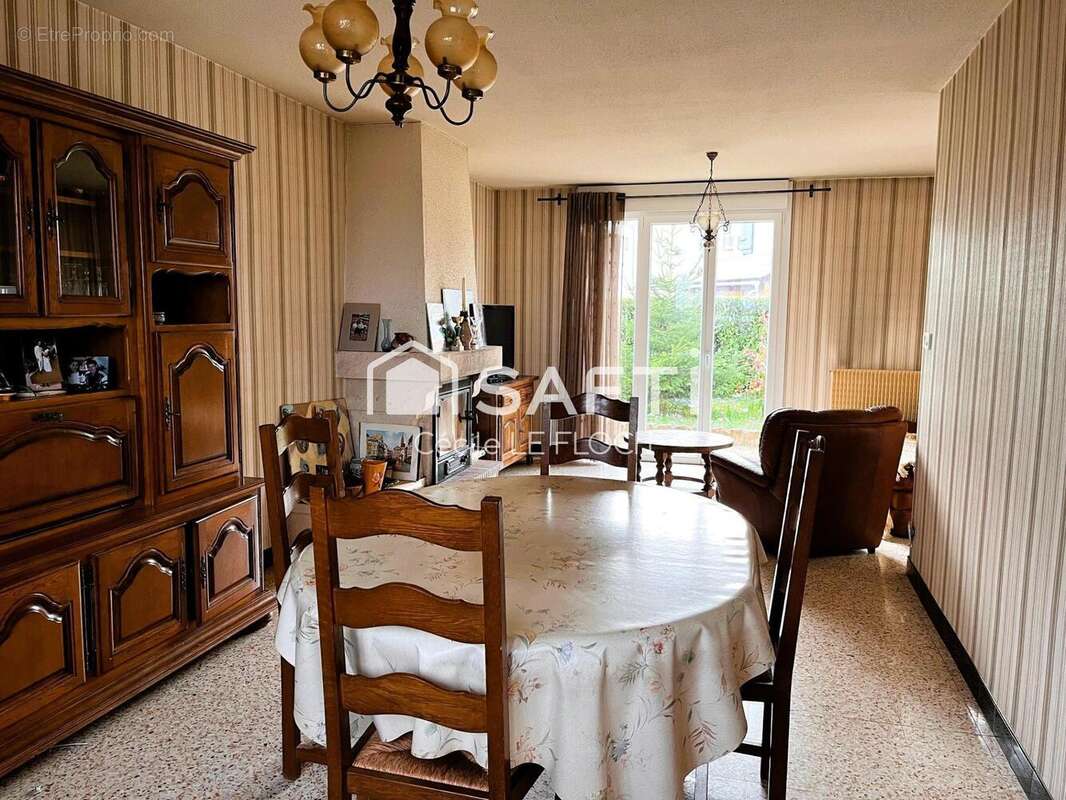 Photo 7 - Maison à CHATENOY-LE-ROYAL