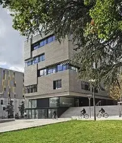 Local professionnel de 51 m² - Lyon 9 - photo 2