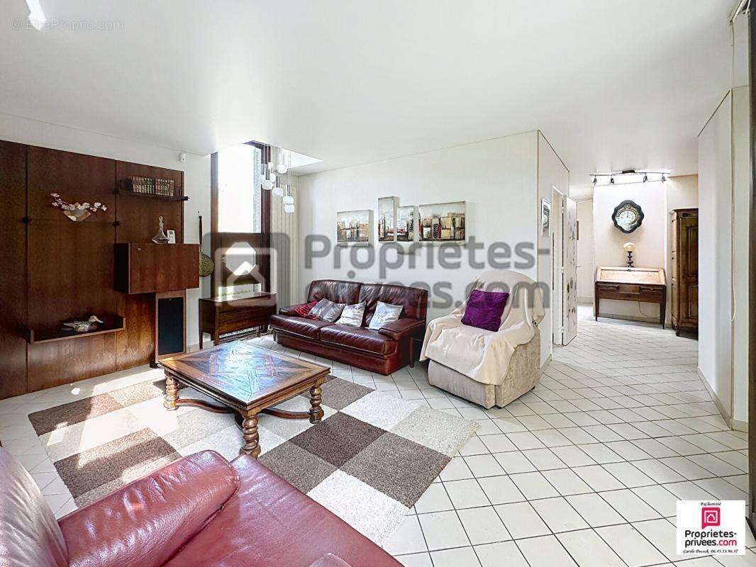 Maison à ROISSY-EN-BRIE