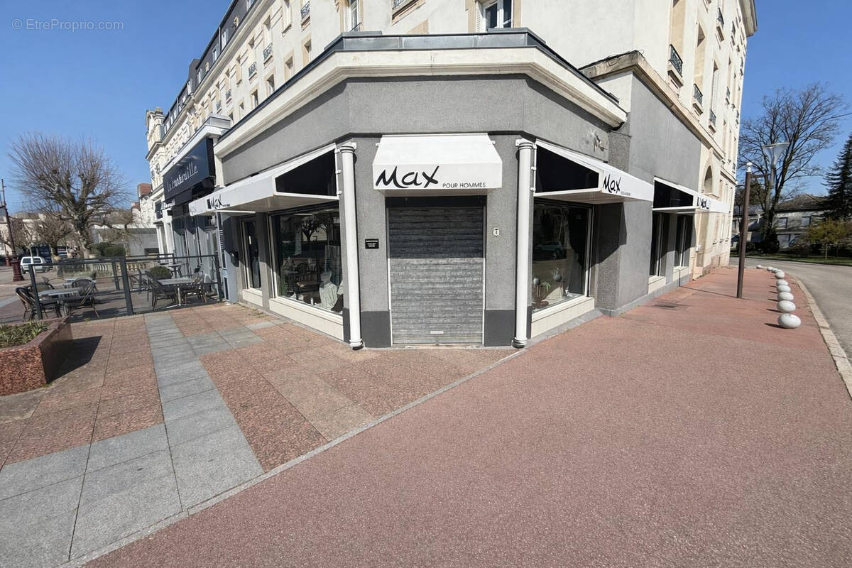 Commerce à VITTEL