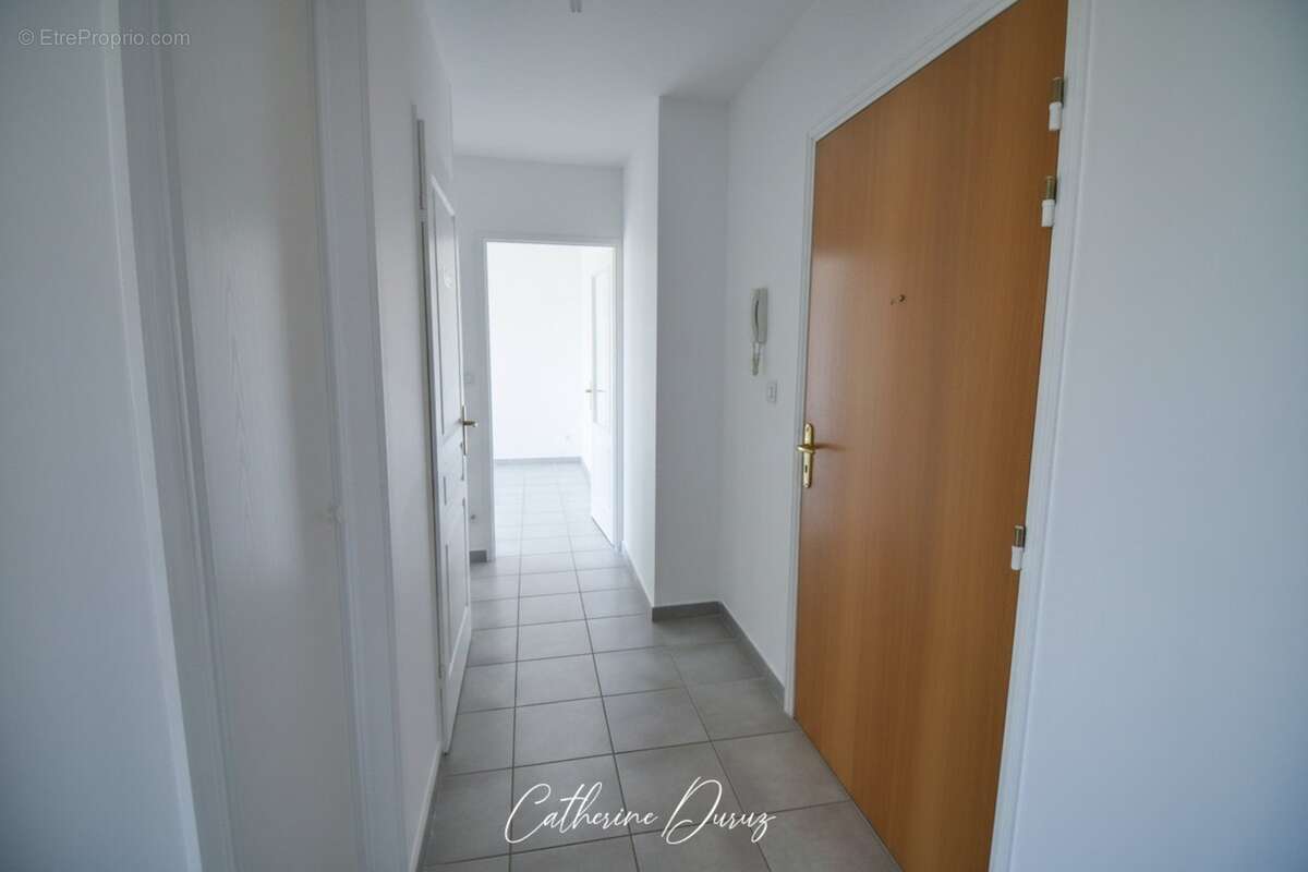 Appartement à vendre DIJON (21) Appartement T2 de 45,34 m² avec terrasse, garage fermé, parking privatif et cave - photo 8