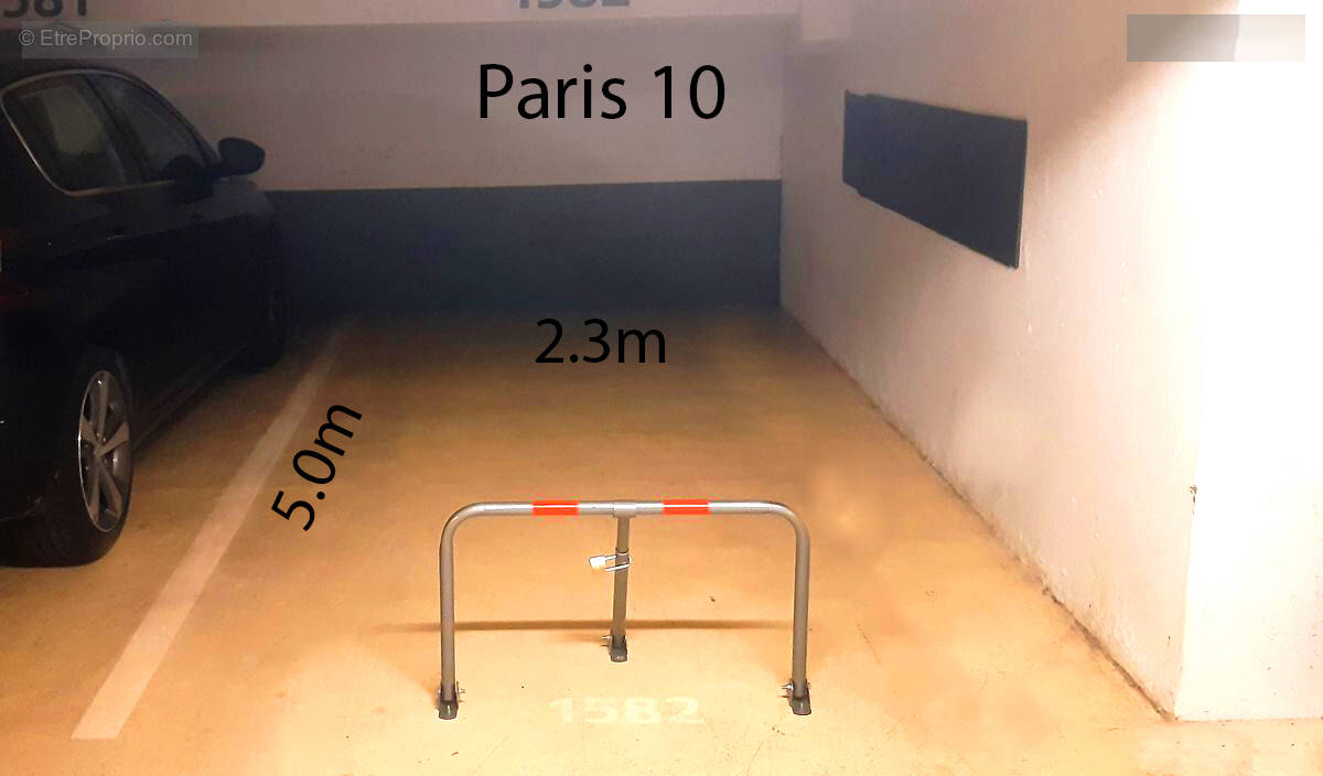 Parking à PARIS-10E