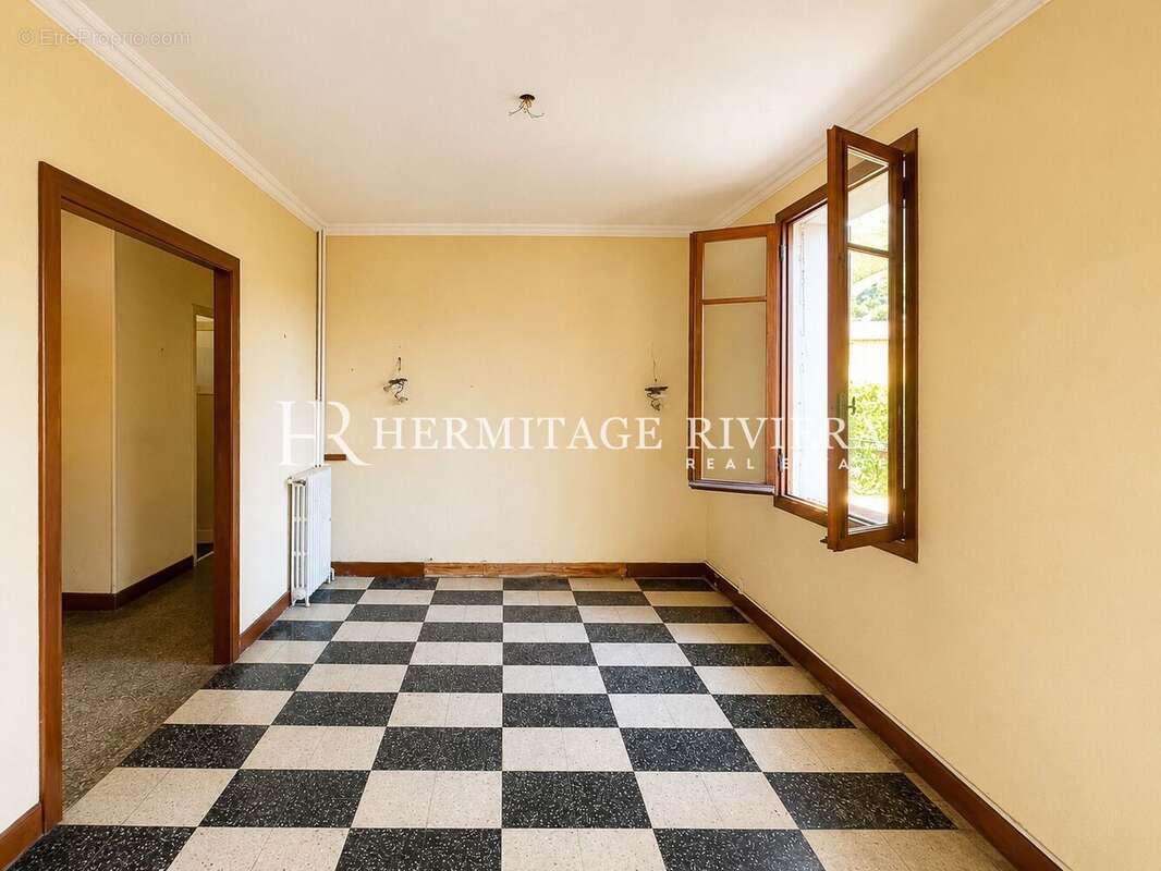 Maison 200 m² à Villefranche-Sur-Mer  - photo 14