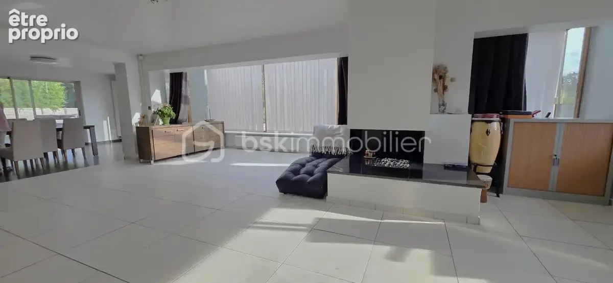 Maison familiale 216 m² – 4 chambres – 100 m² de dépendances - parcelle 1780 m² - photo 4