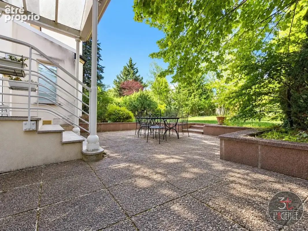 Maison 10 pièces 270 m² à vendre à Fontenay-Sous-Bois (94120) - photo 8