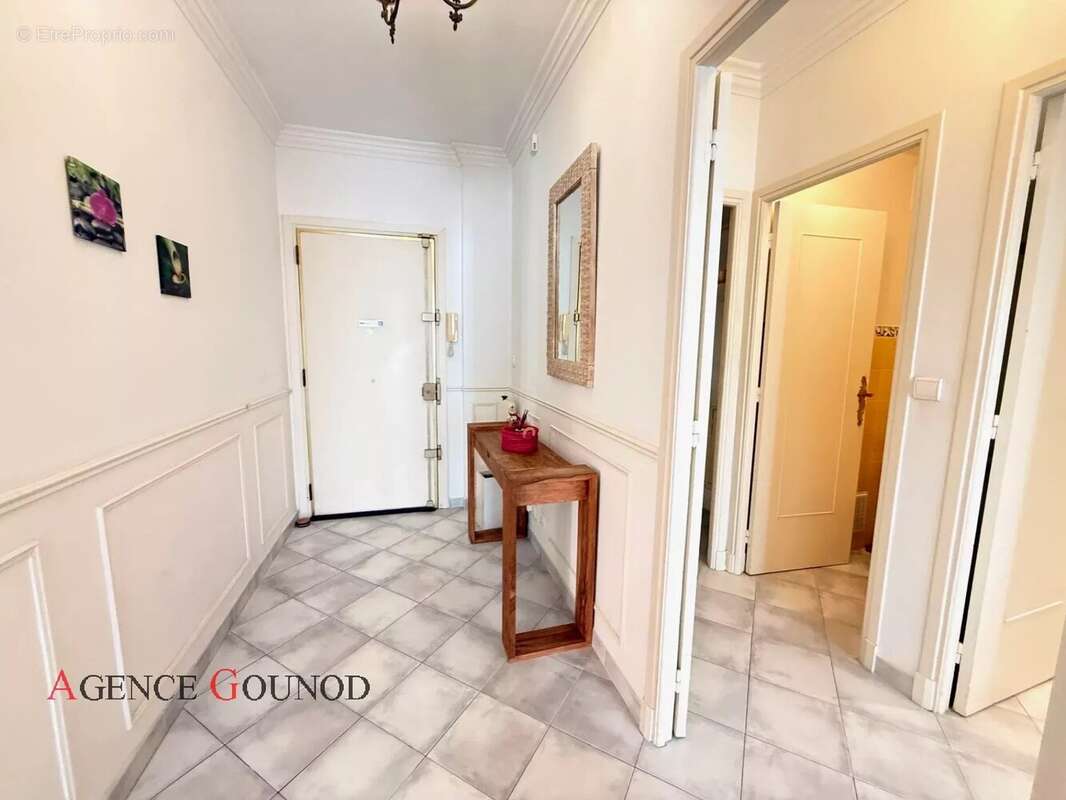 Appartement à NICE