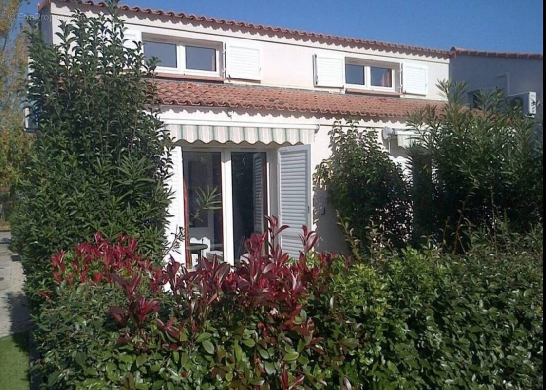 Maison à MANDELIEU-LA-NAPOULE