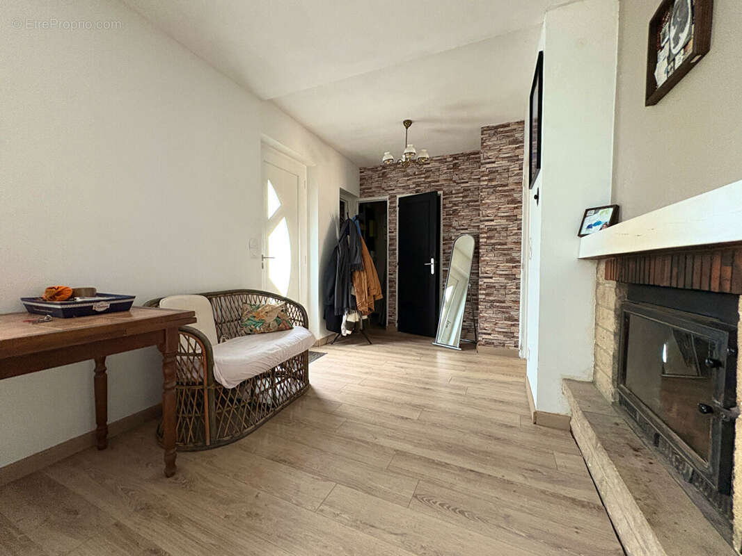 Maison à SCEAUX-SUR-HUISNE