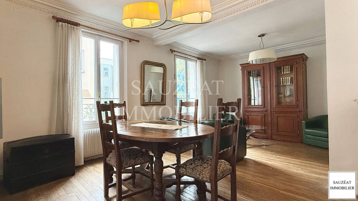 Appartement à MONTROUGE