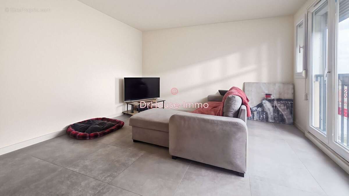 Appartement à VILLIERS-SUR-ORGE