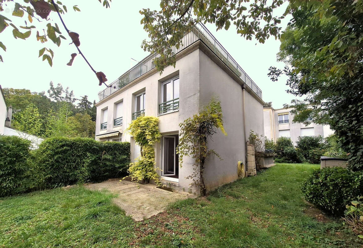 Maison à NOGENT-SUR-MARNE