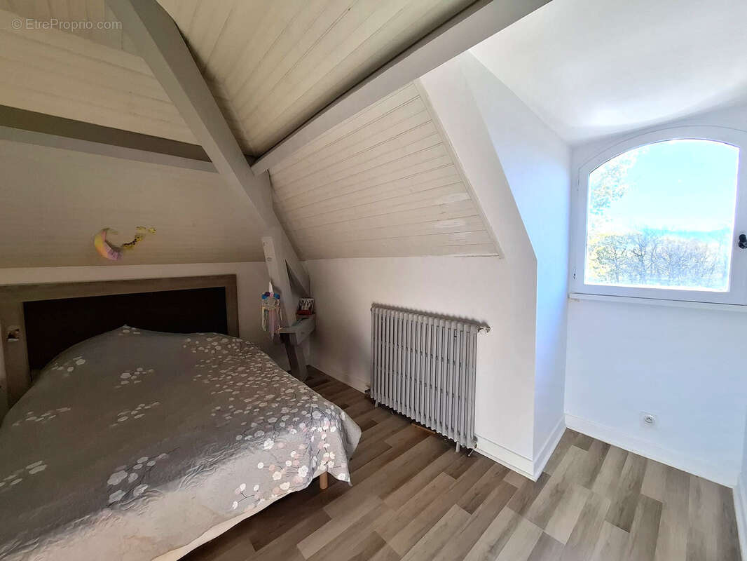 Maison 145 m² à Mauleon-Licharre  - photo 8