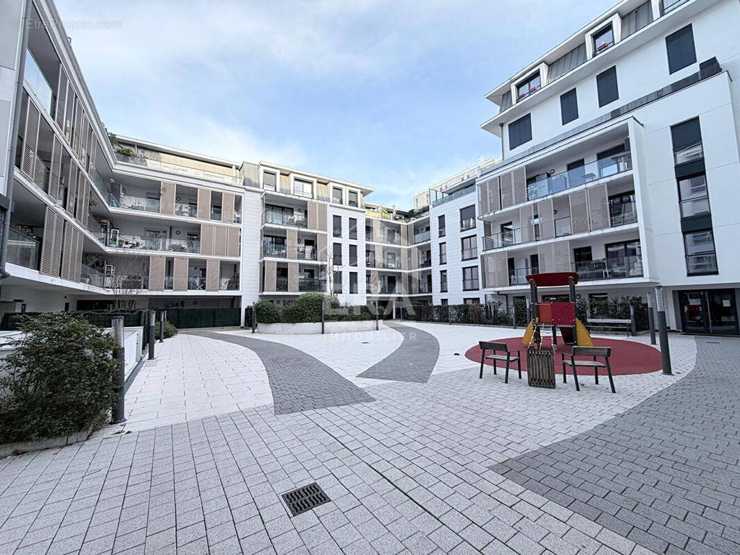 Appartement à MAISONS-ALFORT