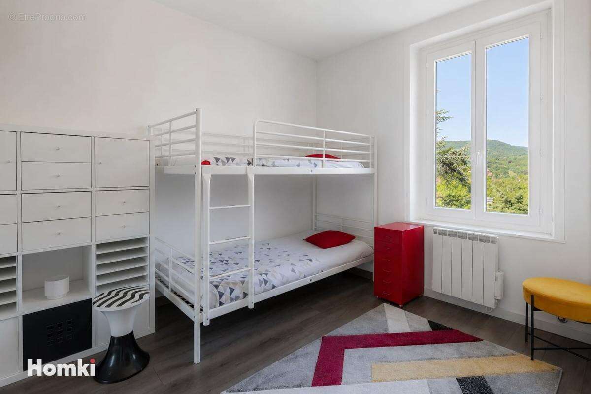 Appartement à FONTAINES-SUR-SAONE