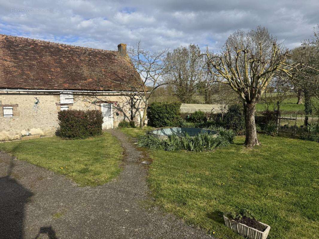 Maison à LIGNAC