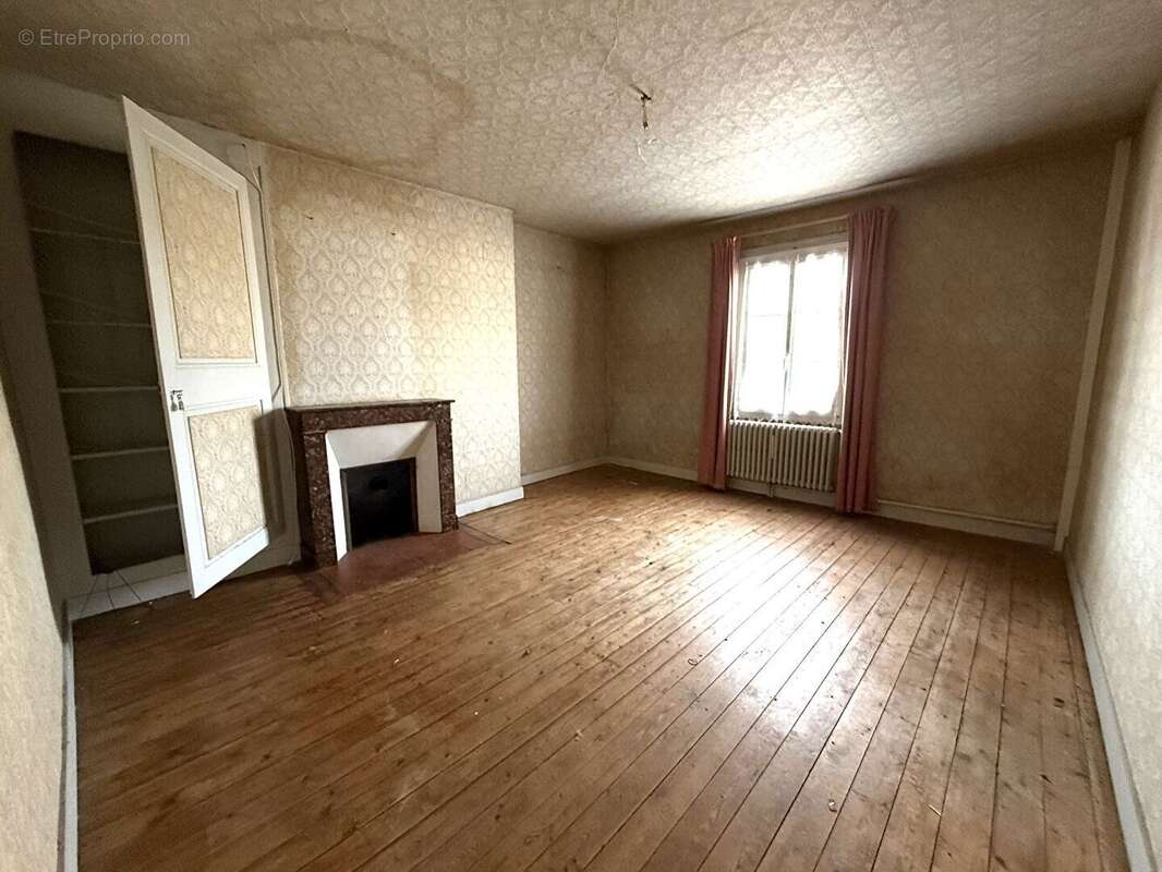 Maison à LE NEUBOURG