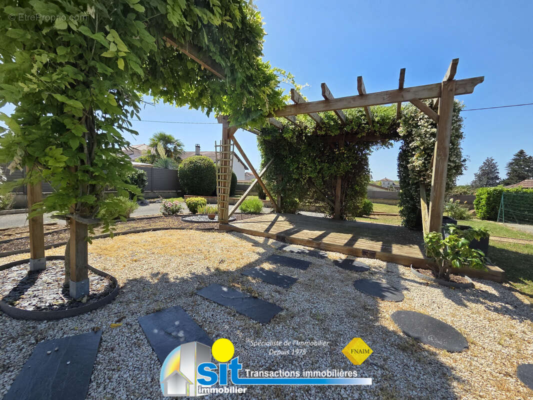 Villa 136 m2   3 chambres   Piscine   Sous-sol complet   Cheyssieu - photo 5